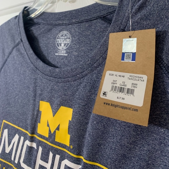 U of M Mens Tech T-Shirt - Picture 3 of 5